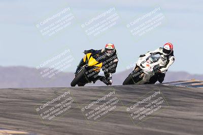 media/Nov-16-2025-Race Pace (Sun) [[8c5fa54630]]/Verified Riders/1-Turns 9 and 10 (925am)/